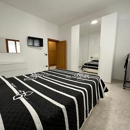 Hansel * 阿尔巴·阿德里亚蒂卡